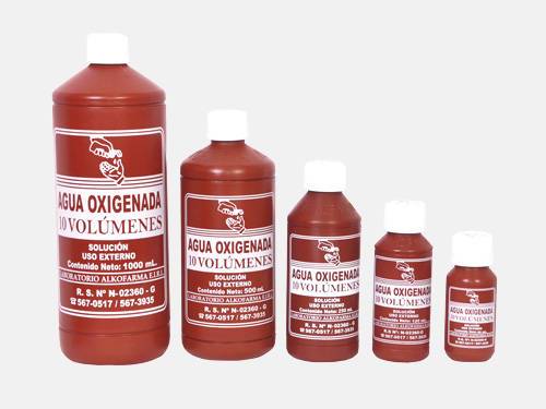 Agua oxigenada para blanquear dientes ocasiona daños en la salud Agua oxigenada para blanquear dientes ocasiona daños en la salud