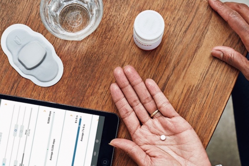 Revolución digital lleva a la industria farmacéutica un paso más allá de sólo recetar medicamentos